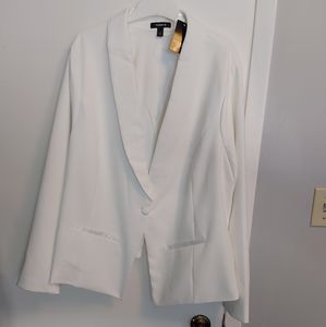 White tuxedo blazer
